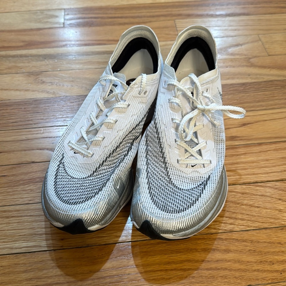 Nike Zoomx shoes.